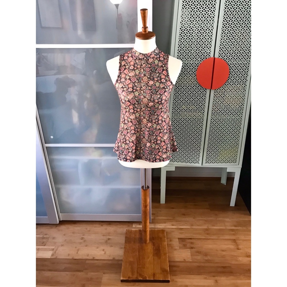 Love On A Hanger Floral Ribbed Tank Top